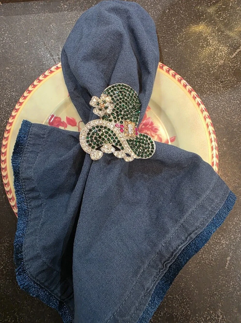 STOREHOUSE Crystal Napkin Rings CELEBRATE St. Patrick's Day